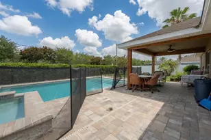 233 Mandolin Dr, Winter Haven, FL 33884 - Photo 2