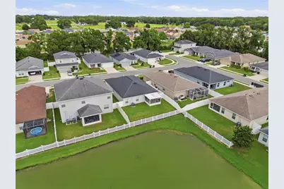 8016 Diamond Creek Lane, Lakeland, FL 33809 - Photo 18