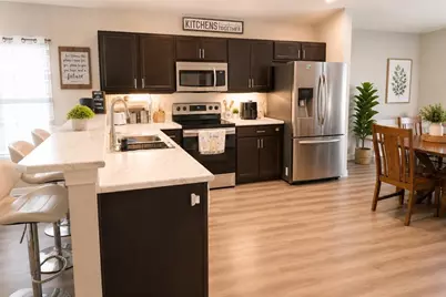 8016 Diamond Creek Lane, Lakeland, FL 33809 - Photo 2