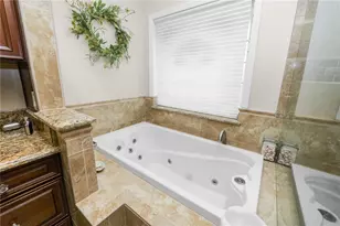 1626 Sherwood Lakes Blvd, Lakeland, FL 33809 - Photo 36