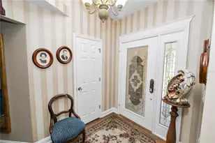 1626 Sherwood Lakes Blvd, Lakeland, FL 33809 - Photo 8