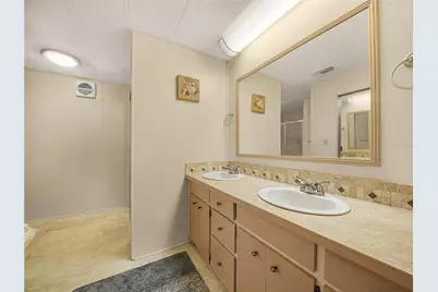 1632 Foxway Drive, Lakeland, FL 33810 - Photo 14