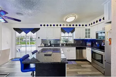 6513 Newman Circle W, Lakeland, FL 33811 - Photo 12