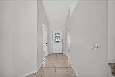 6035 Hillside Heights Drive, Lakeland, FL 33812 - Photo 4
