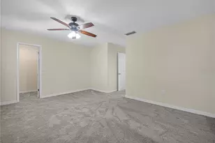 3573 Raintree Cir, Lakeland, FL 33803 - Photo 12