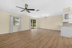 3573 Raintree Cir, Lakeland, FL 33803 - Photo 6