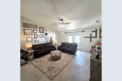 2269 Country Manor Street, Bartow, FL 33830 - Photo 10