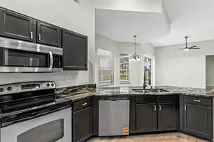1612 Forest Hills Ln, Haines City, FL 33844 - Photo 8