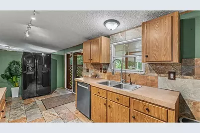 6702 Forestview Lane, Lakeland, FL 33811 - Photo 8