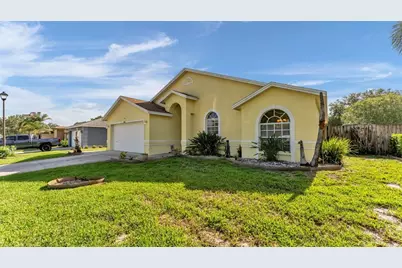 7493 Briarbay Loop, Lakeland, FL 33810 - Photo 2