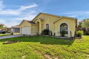 7493 Briarbay Loop, Lakeland, FL 33810 - Photo 2