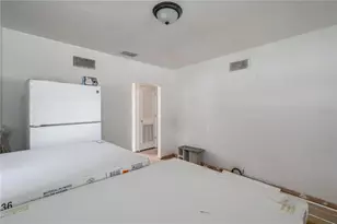 3905 N Clearfield Ave, Tampa, FL 33603 - Photo 10
