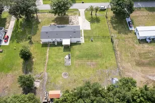 1120 Saddlewood Blvd, Lakeland, FL 33809 - Photo 32