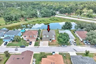 7508 Hunters Greene Cir, Lakeland, FL 33810 - Photo 4