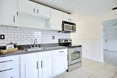 131 Wiggins Avenue, Avon Park, FL 33825 - Photo 4