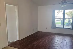 7946 Sioux Ln, Lakeland, FL 33810 - Photo 12
