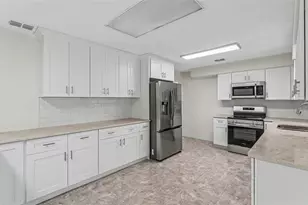 7209 Grove Way, Lakeland, FL 33810 - Photo 6