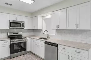 7209 Grove Way, Lakeland, FL 33810 - Photo 8