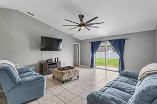 1320 Normandy Heights Cir, Winter Haven, FL 33880 - Photo 6
