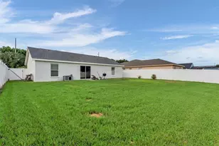 1320 Normandy Heights Cir, Winter Haven, FL 33880 - Photo 16