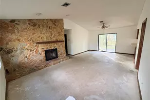 3625 NE 18th Ct, Ocala, FL 34479 - Photo 2