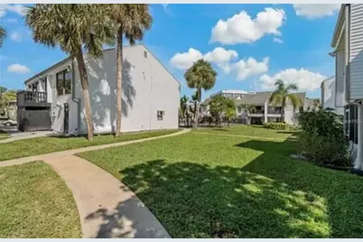 654 Haven Place #654, Tarpon Springs, FL 34689 - Photo 2