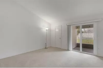 1084 Meadowood Pointe Road, Lakeland, FL 33811 - Photo 18