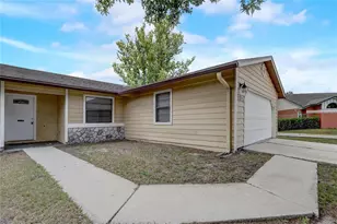 104 Turin Way, Kissimmee, FL 34758 - Photo 2