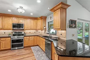 4765 Highlands Pl Cir, Lakeland, FL 33813 - Photo 8