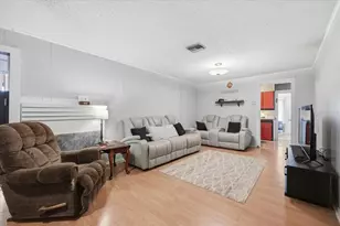 675 E Bay Ave, Eagle Lake, FL 33839 - Photo 6