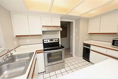 1808 Village Court, Mulberry, FL 33860 - Photo 4