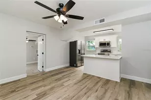 526 Victoria Blvd, Auburndale, FL 33823 - Photo 2