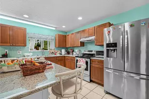 7448 Hunters Greene Cir, Lakeland, FL 33810 - Photo 8
