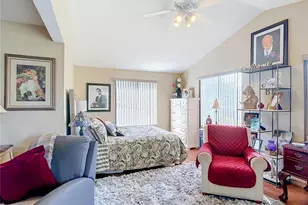 128 N Lake Florence Dr, Winter Haven, FL 33884 - Photo 18