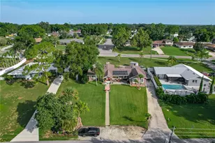 128 N Lake Florence Dr, Winter Haven, FL 33884 - Photo 46