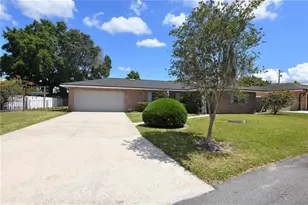 204 Chaucer Ln, Winter Haven, FL 33884 - Photo 1