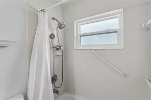 2175 Stoney Pointe Dr, Lakeland, FL 33813 - Photo 32