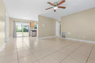 911 W Gaston Pl, Tampa, FL 33604 - Photo 8