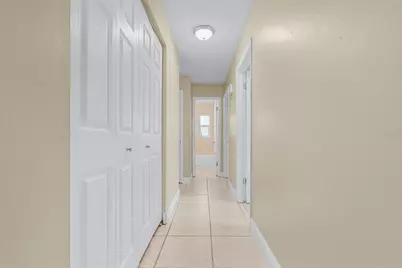 911 W Gaston Place, Tampa, FL 33604 - Photo 22