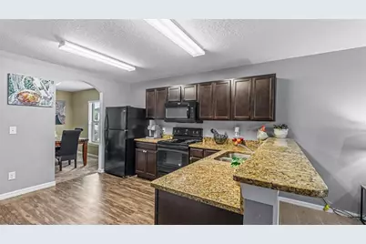 6302 Manitoba Drive, Lakeland, FL 33805 - Photo 12