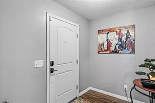 6302 Manitoba Dr, Lakeland, FL 33805 - Photo 6
