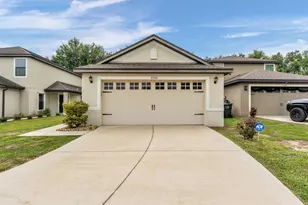 6302 Manitoba Dr, Lakeland, FL 33805 - Photo 2