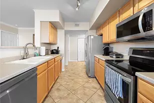 1025 Villagio Cir, Sarasota, FL 34237 - Photo 10