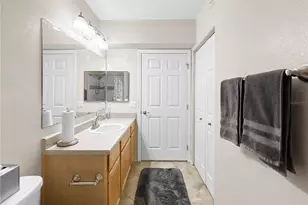 1025 Villagio Cir, Sarasota, FL 34237 - Photo 16