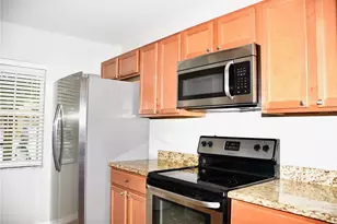 5405 Limestone Ln, Lakeland, FL 33809 - Photo 10