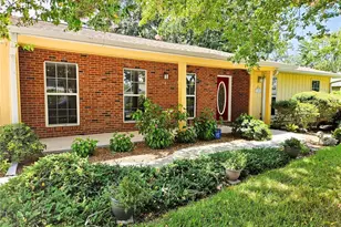 1311 Glenview Ln, Lakeland, FL 33813 - Photo 2
