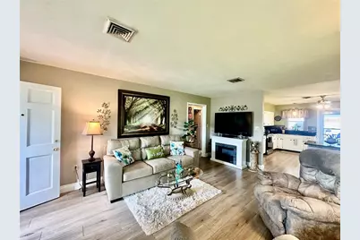 790 Avenue Q SE, Winter Haven, FL 33880 - Photo 8