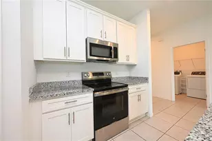 685 Crown Rose Dr, Eagle Lake, FL 33839 - Photo 4
