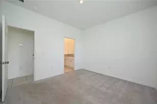 685 Crown Rose Dr, Eagle Lake, FL 33839 - Photo 16
