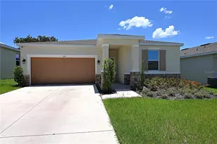 685 Crown Rose Dr, Eagle Lake, FL 33839 - Photo 1
